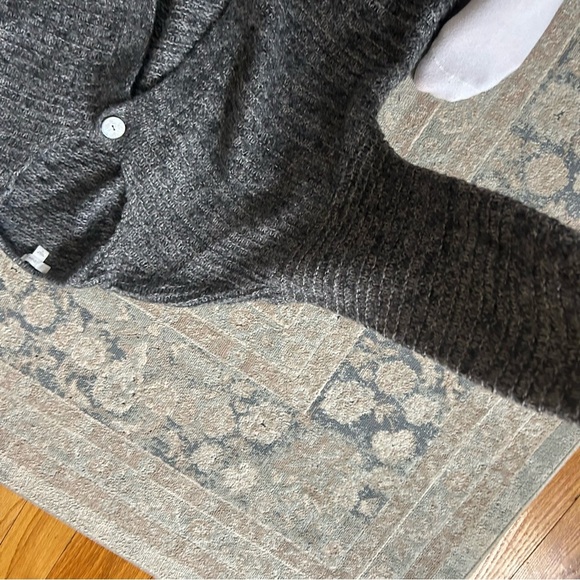 JJill XL Gray Women's Sweater PERFECT CONDITION - Picture 7 of 8